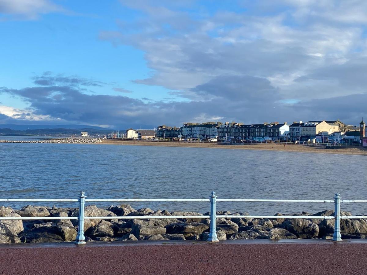 Stylish Apartments Near The Sea Front At Morecambe Heysham Exterior foto